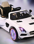 Mercedes-Benz SLS VIP белый лицензионная модель